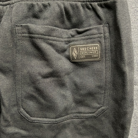 💥3/$15💥NWT - Skechers Men’s Explorer 9” Jogger Shorts - Small - Picture 9 of 11